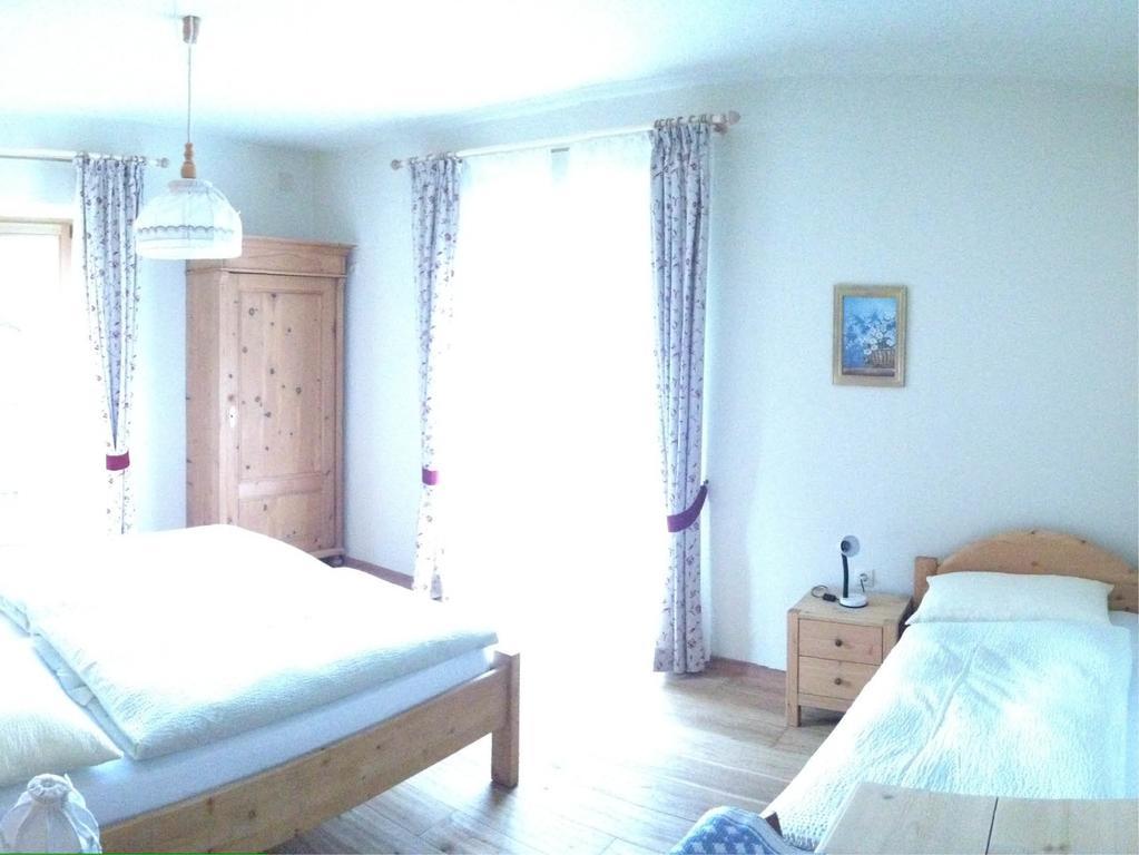 Platzerhof Apartment Monguelfo-Tesido / Welsberg-Taisten Bilik gambar